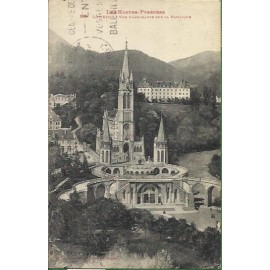 859 - Lourdes - Vue Plongeante la Basilique