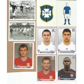 Lote com 25 figurinhas de futebol - AM8290a