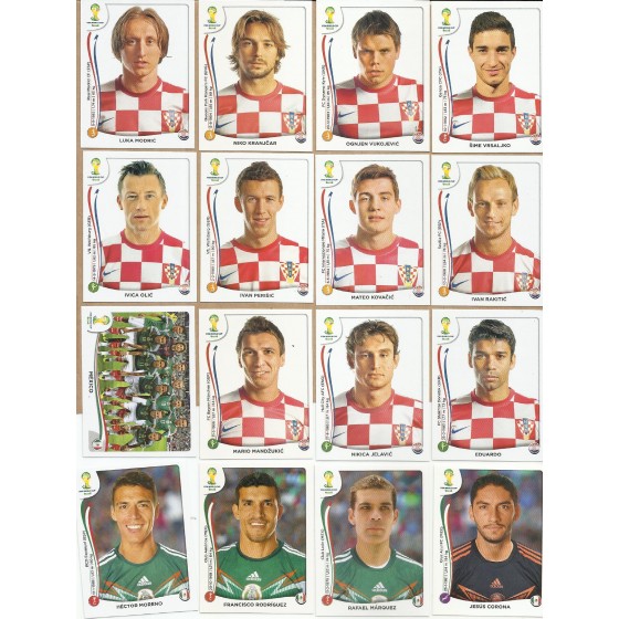 Lote com 56 figurinhas de futebol - RR7300m
